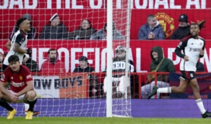 الدوري الانجليزي: فولهام يحقق فوز قاتل على حساب ضيفه مانشستر يونايتد